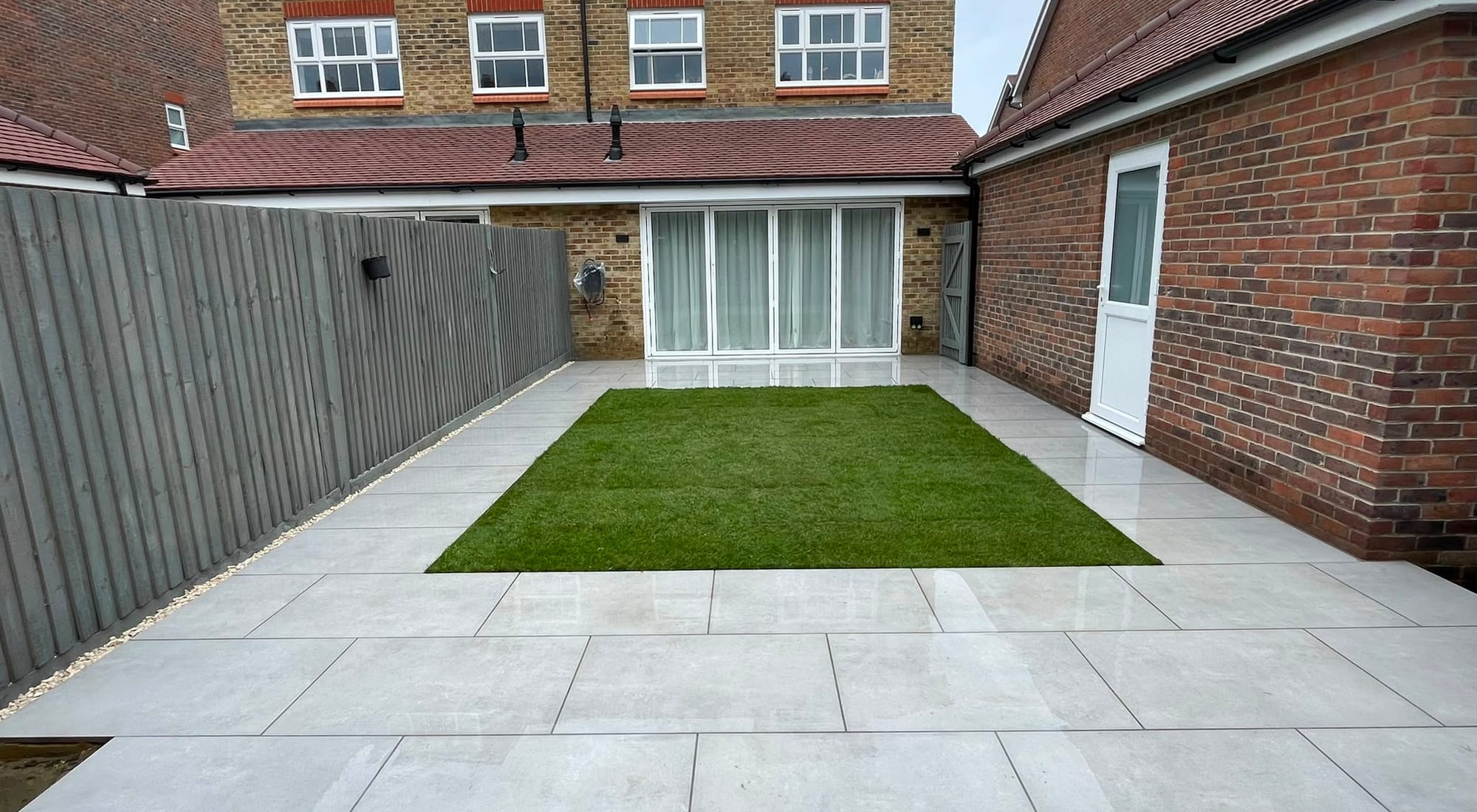 Artificial Grass in Guildford by Hills Driveways & Patios