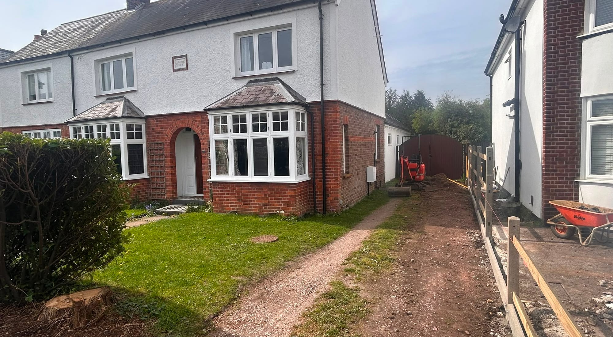 Driveway Repairs by Hills Driveways & Patios in Berkshire & Surrey