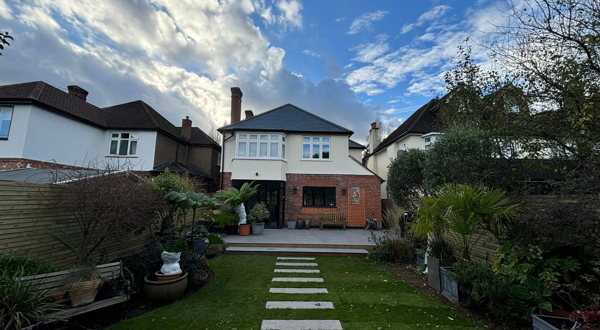 Paths & Steps in Crowthorne by Hills Driveways & Patios